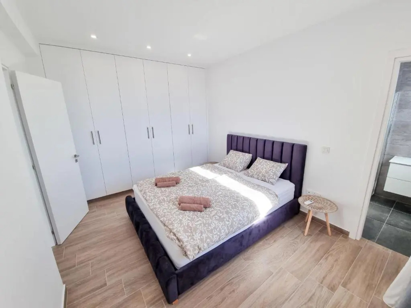 Lucky Strike Apartment