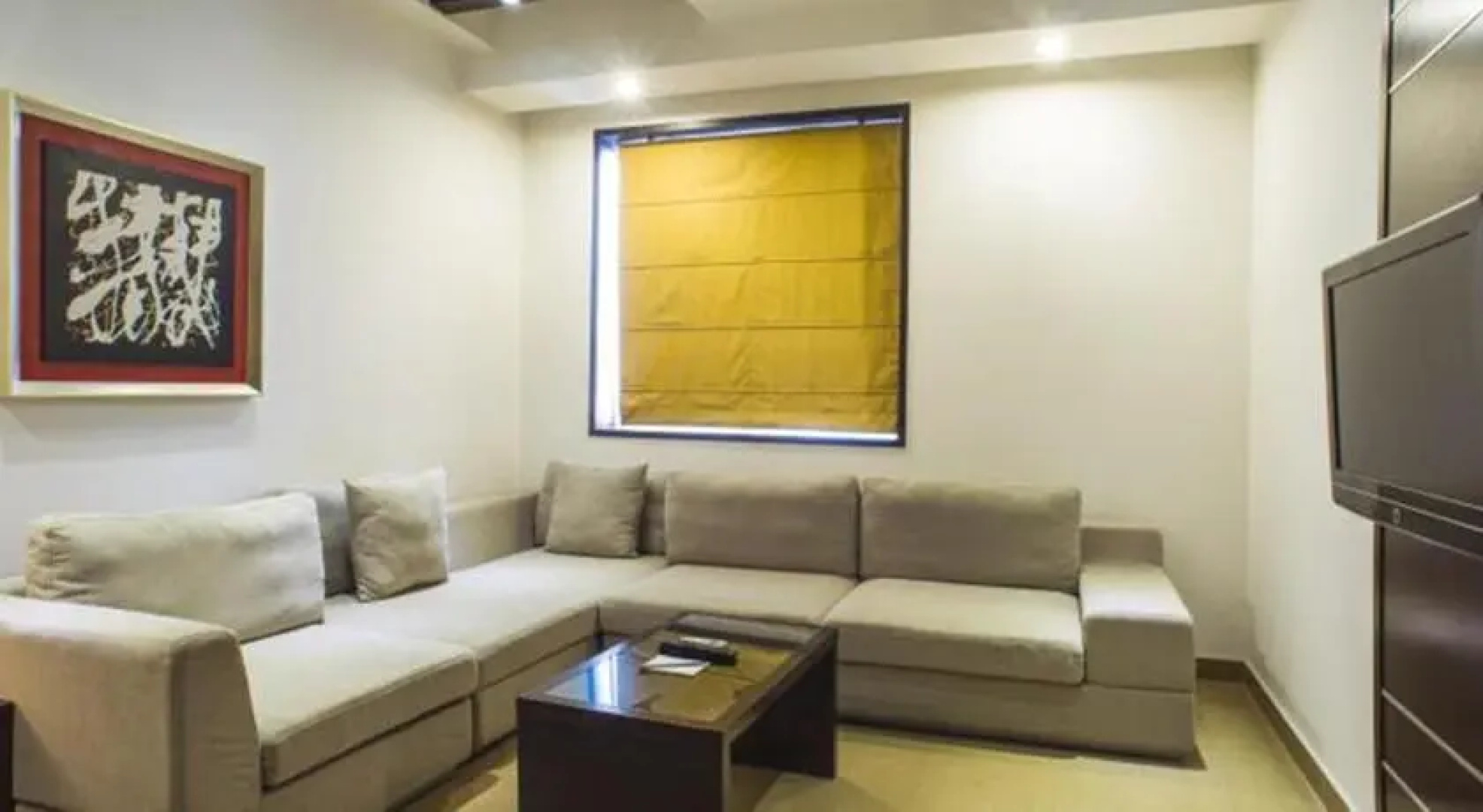 SRS Lakshay Hotel