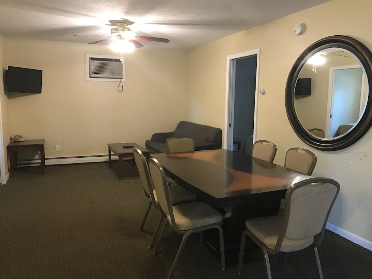 Exit 5 Motel & Cottages