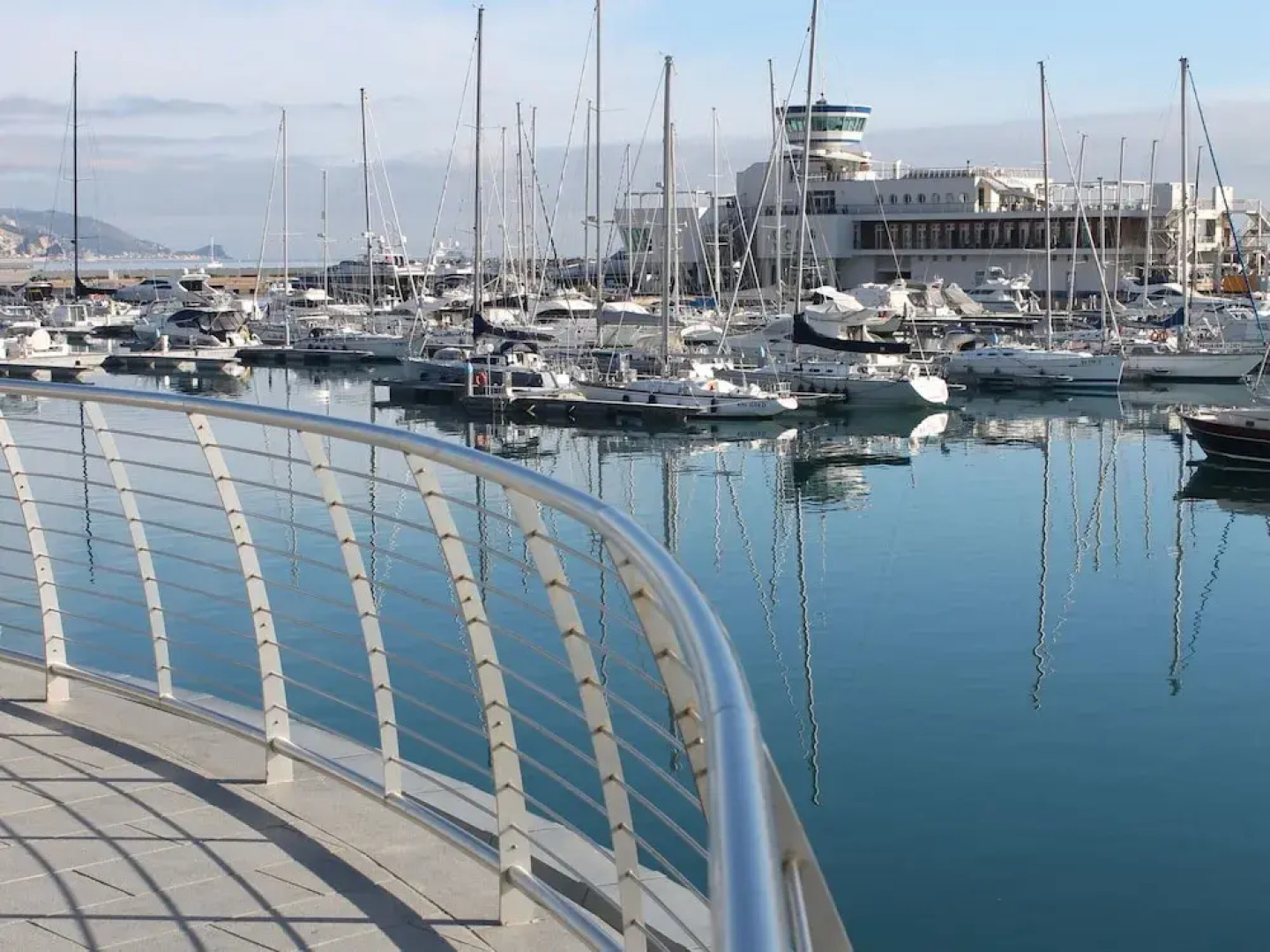 Tastefully Furnished Apartment Just 1,5 km. From the sea