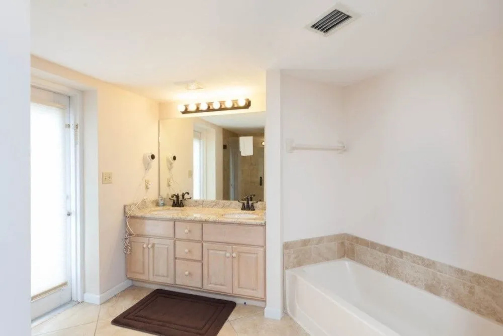 Santa Maria Harbour Resort 417