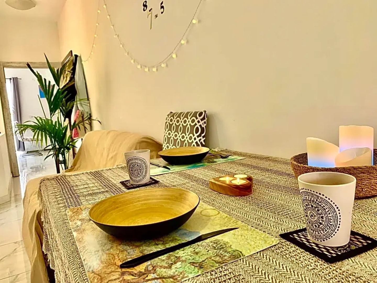 Private bedroom with balcony in a shared apartment at the Bay of Xlendi