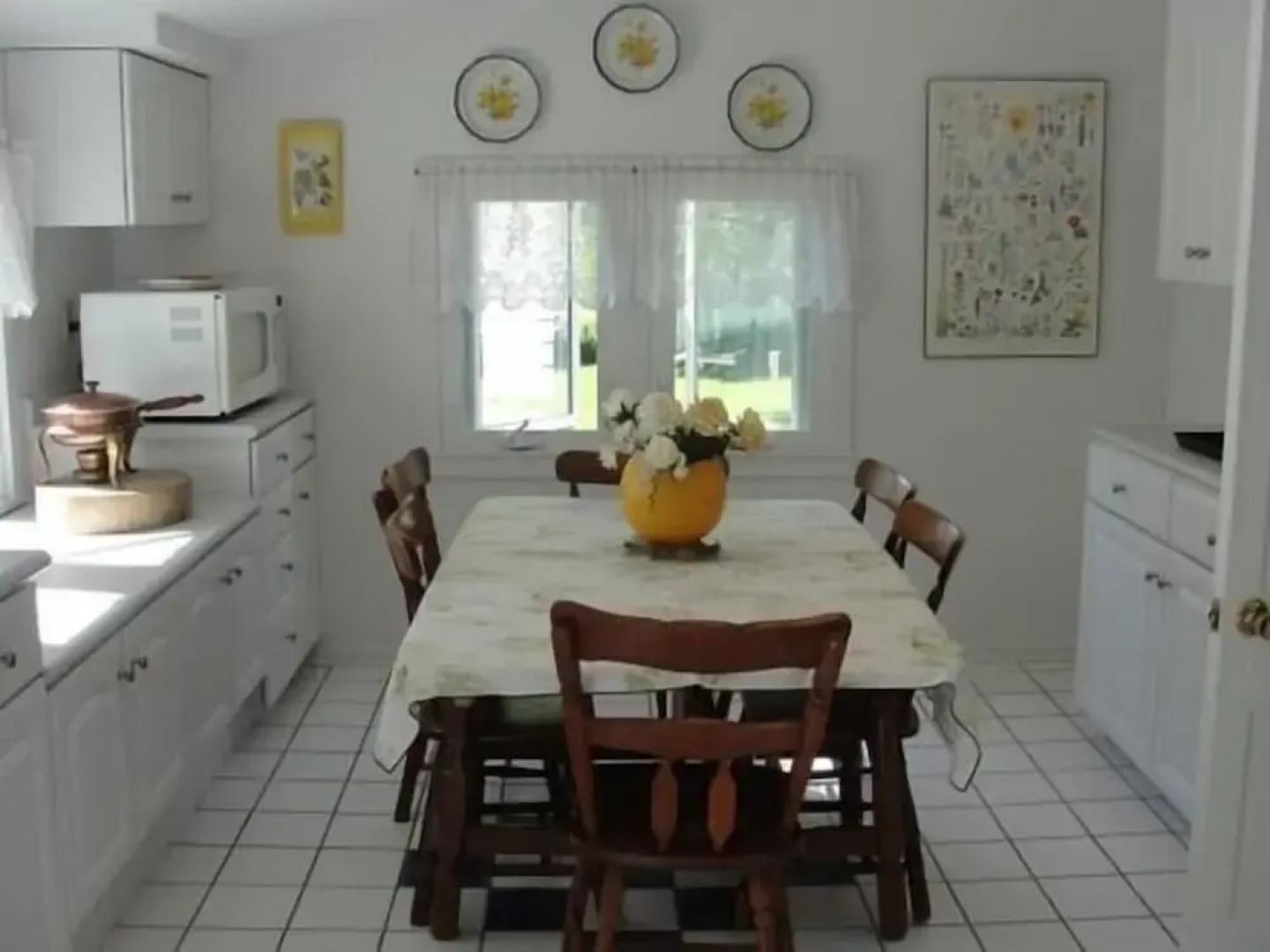 5449 Emerald 5 Bedroom Home by RedAwning