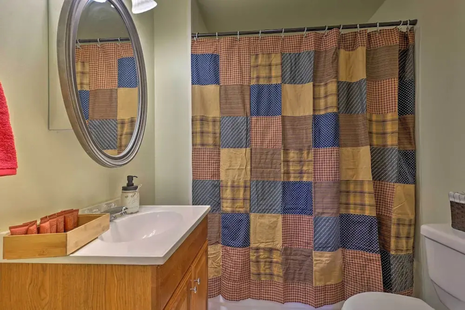 Hot Sulphur Springs Cottage - Near Resort & Rmnp!