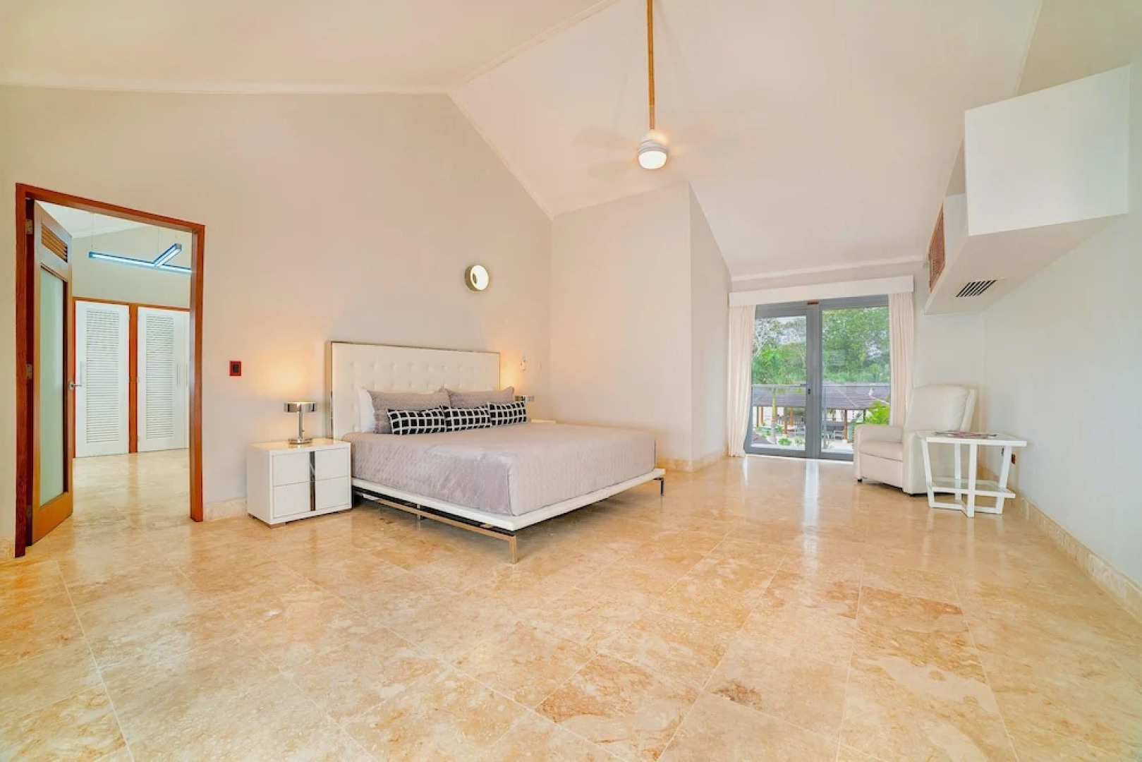 Srvittinivillas Agp36 / Spacius / Confortable Luxury Villa/ Family/ Team/ Cdc