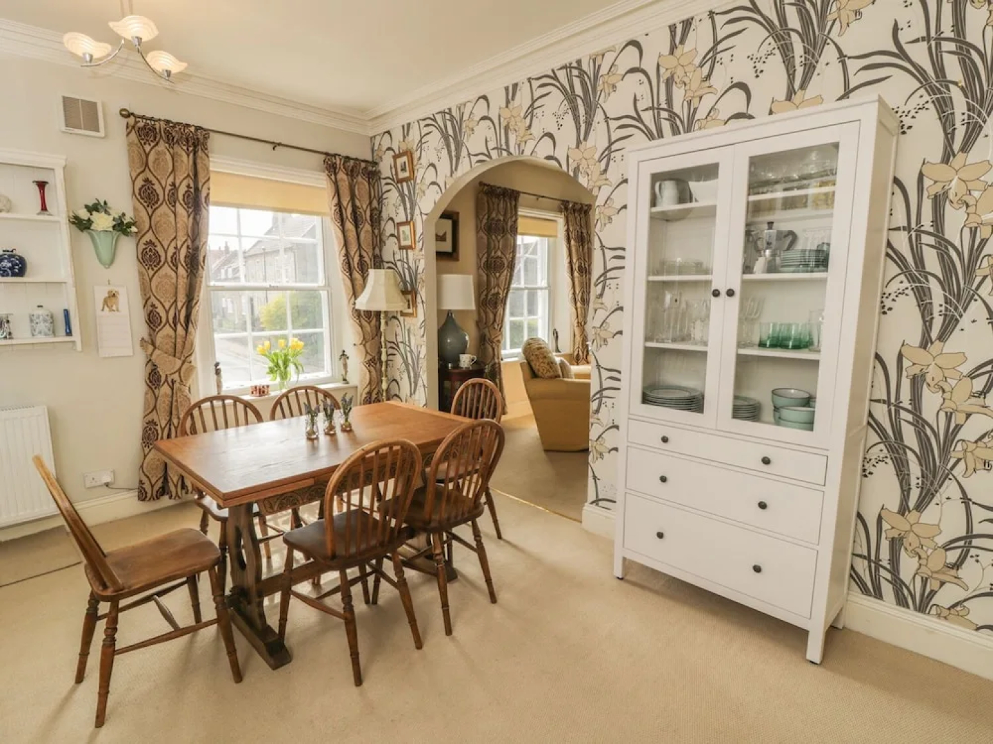 Apartment 7, Sneaton Hall
