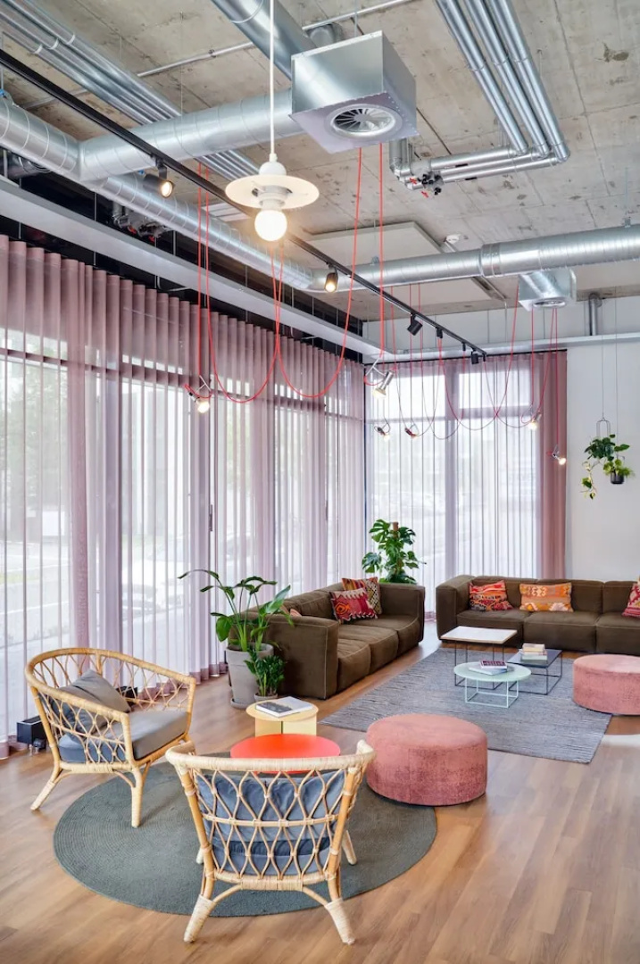 STAYERY Bielefeld Hauptbahnhof