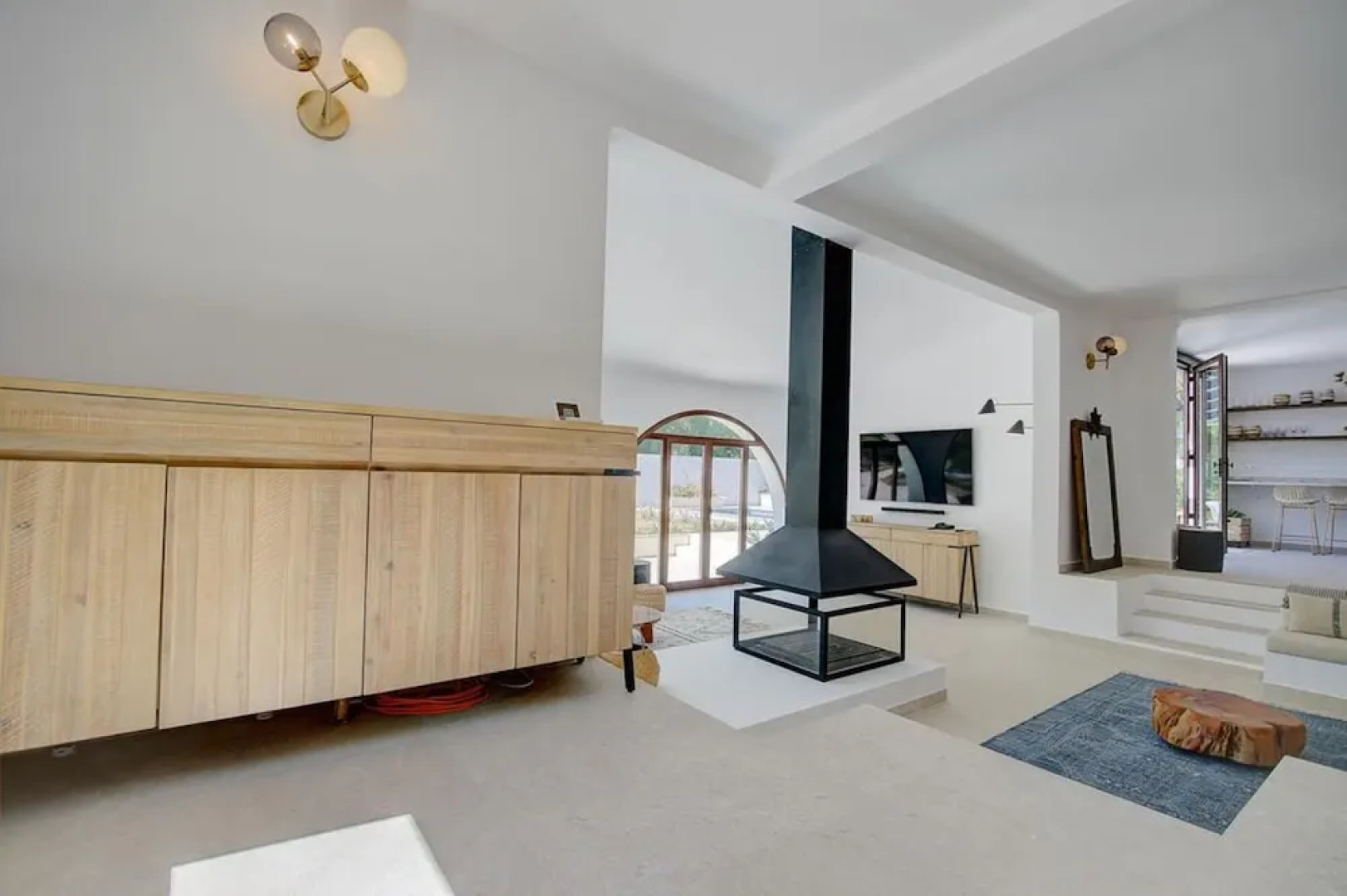 Villa - 4 Bedrooms with Pool and WiFi - 107785