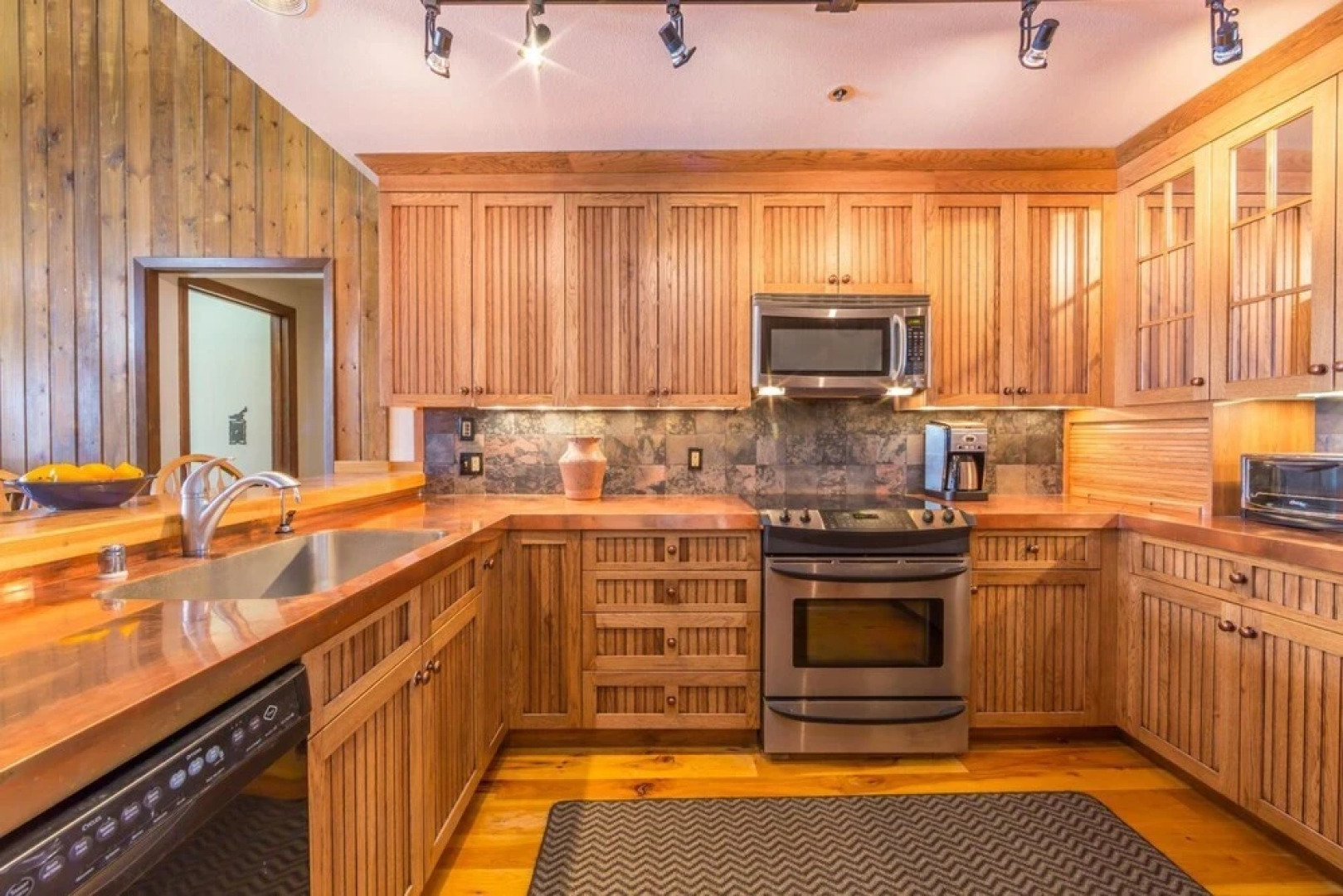 Big Sky - Skycrest 1733