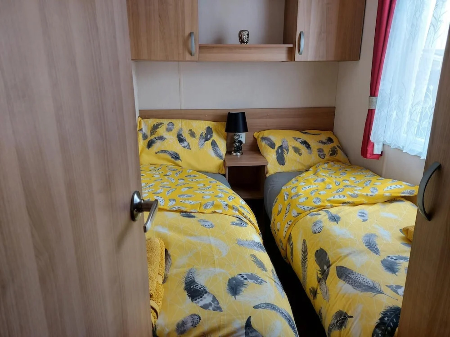 Cozy Coastal Retreat in Brean