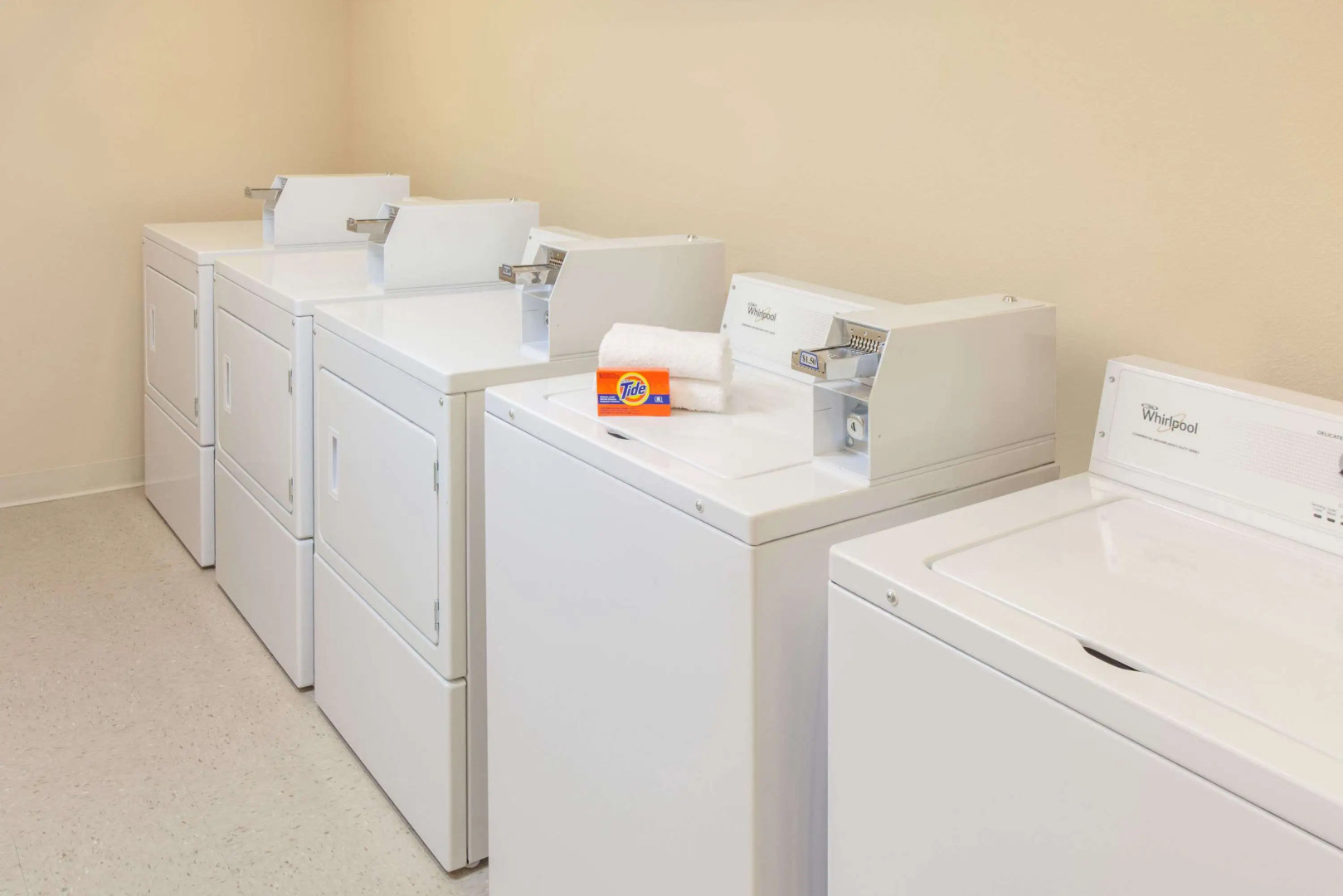 Baymont by Wyndham Grand Forks