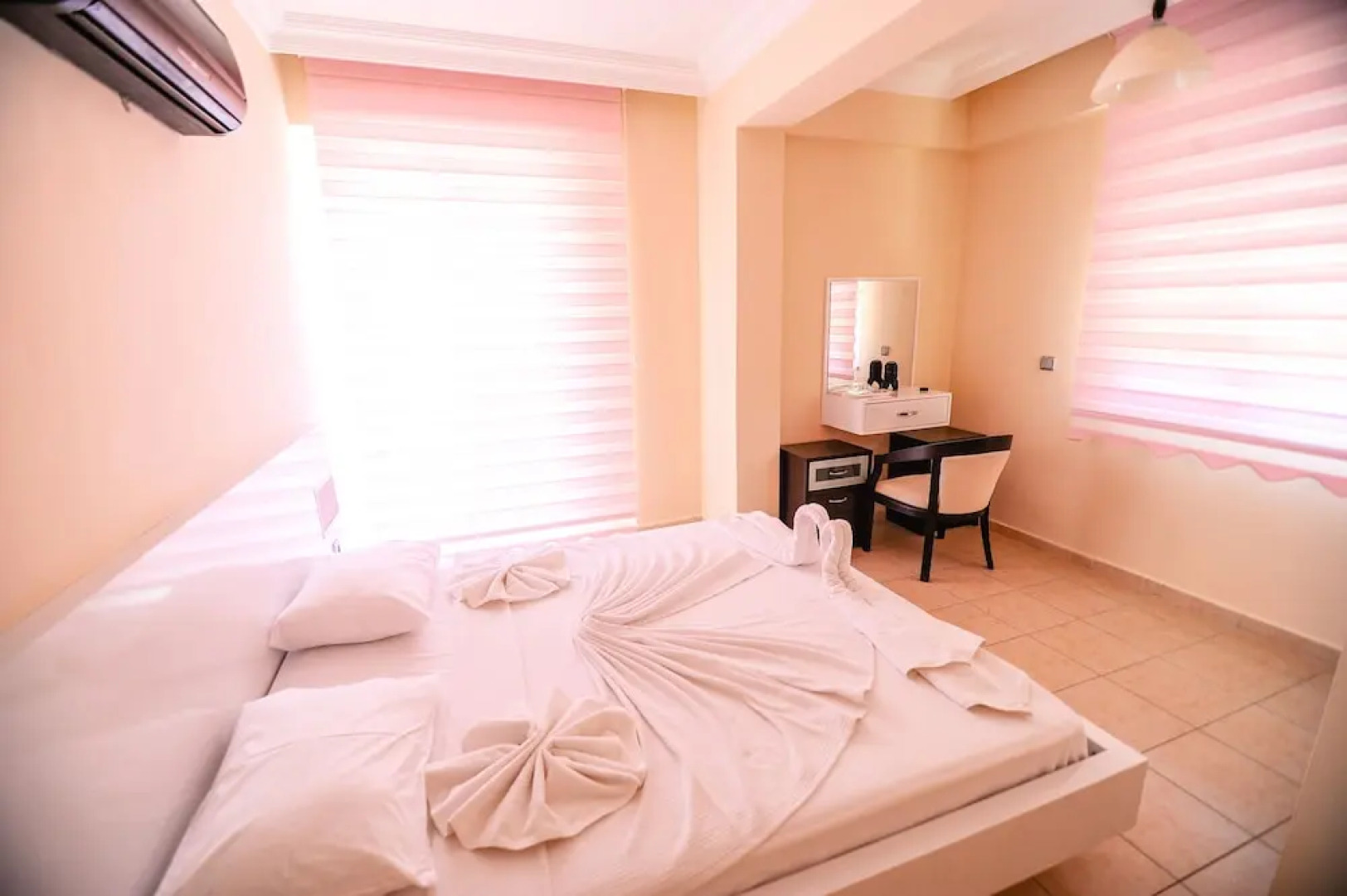 King Penelope Villas