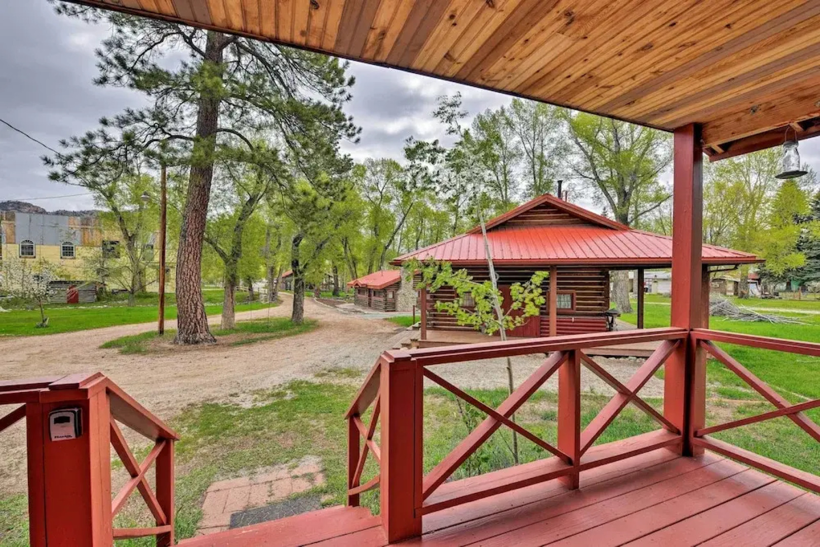 Cozy Colorado Cabin w/ Deck, Grill & River Access!