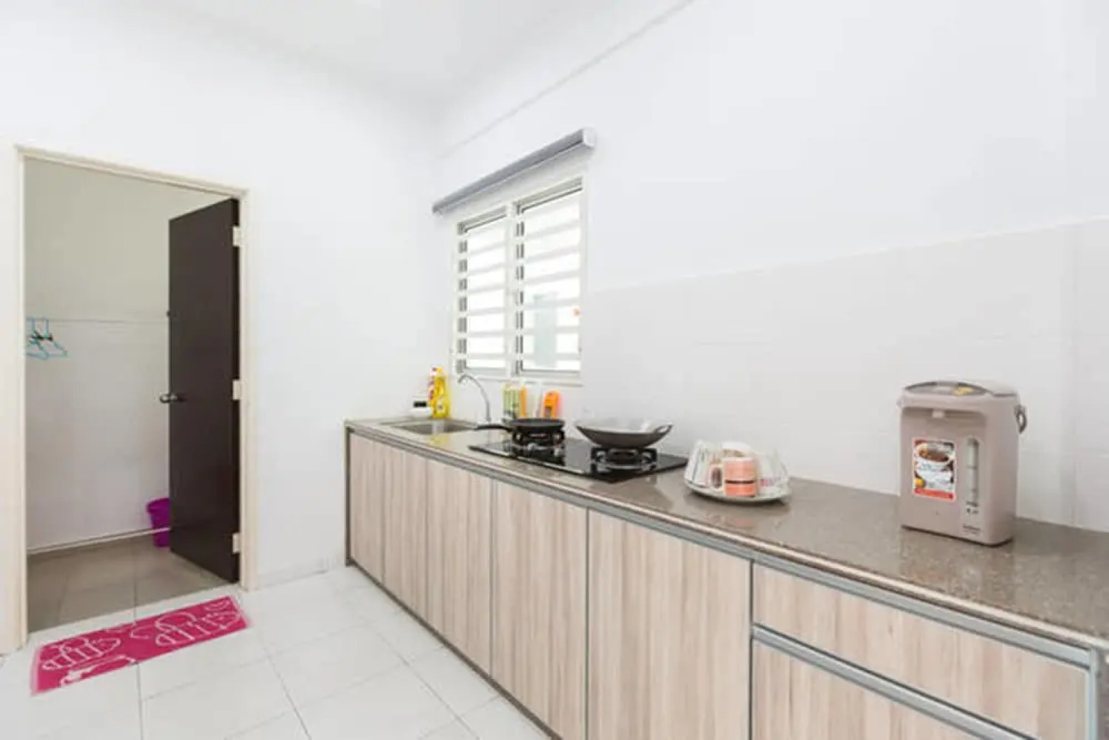 Sky Holiday Home - City View