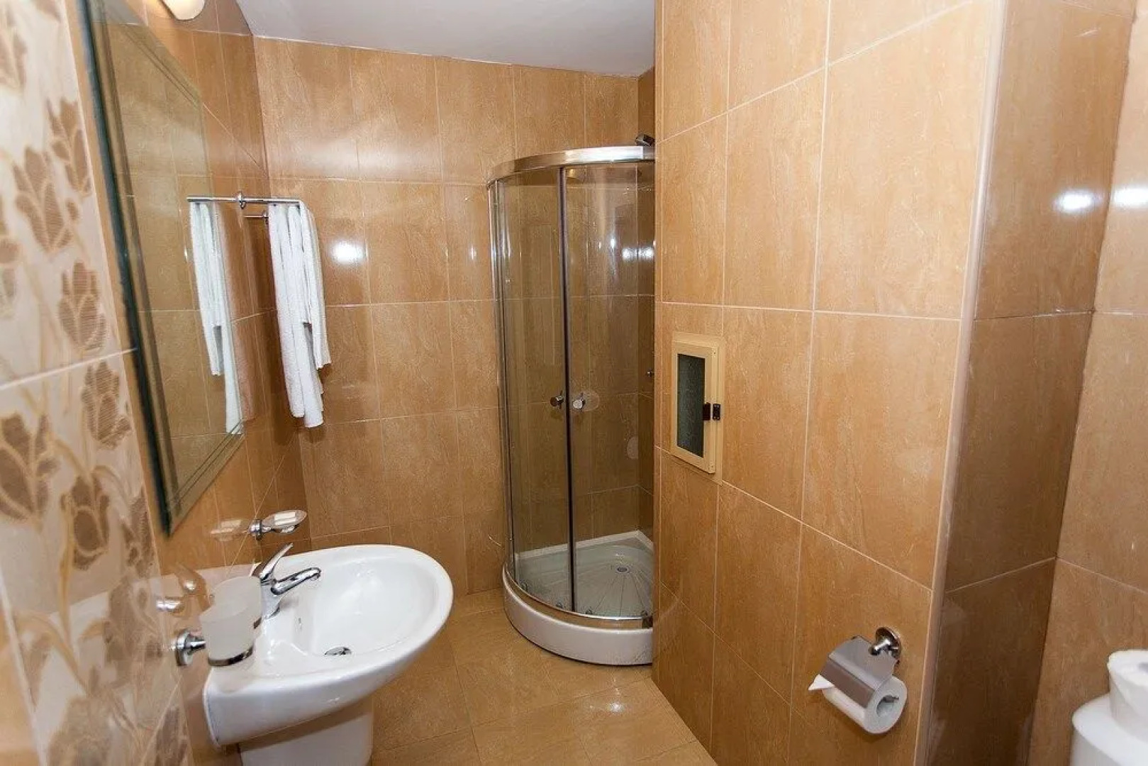 Red Hotel - Lozenetz