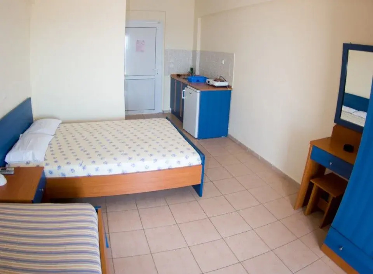 Maistrali Beach Studios