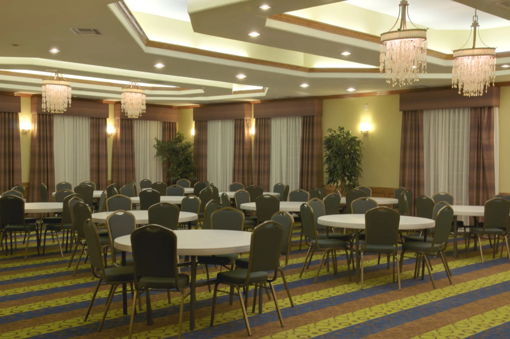 Holiday Inn Express & Suites Galveston West-Seawall