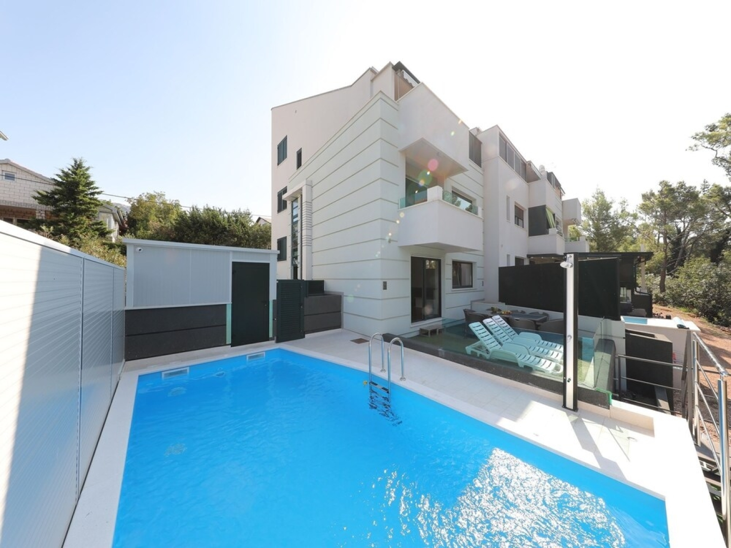 Charming Apartment in Seline Dalmatia With Sea View