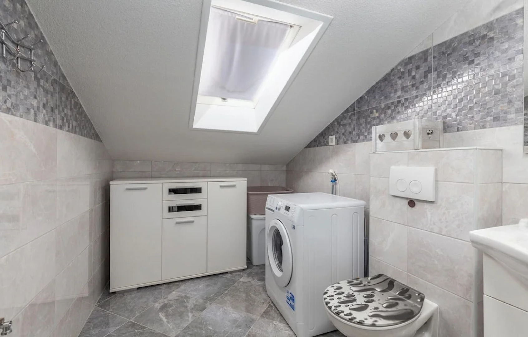 Beautiful Home in Sveti Anton With Wifi and 3 Bedrooms