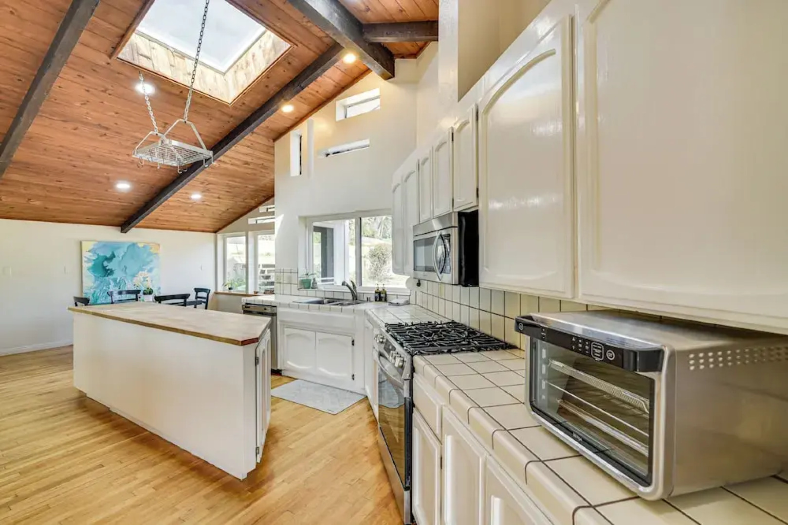 Aptos Home w/ Decks & Hot Tub - 2 Mi to Beach!