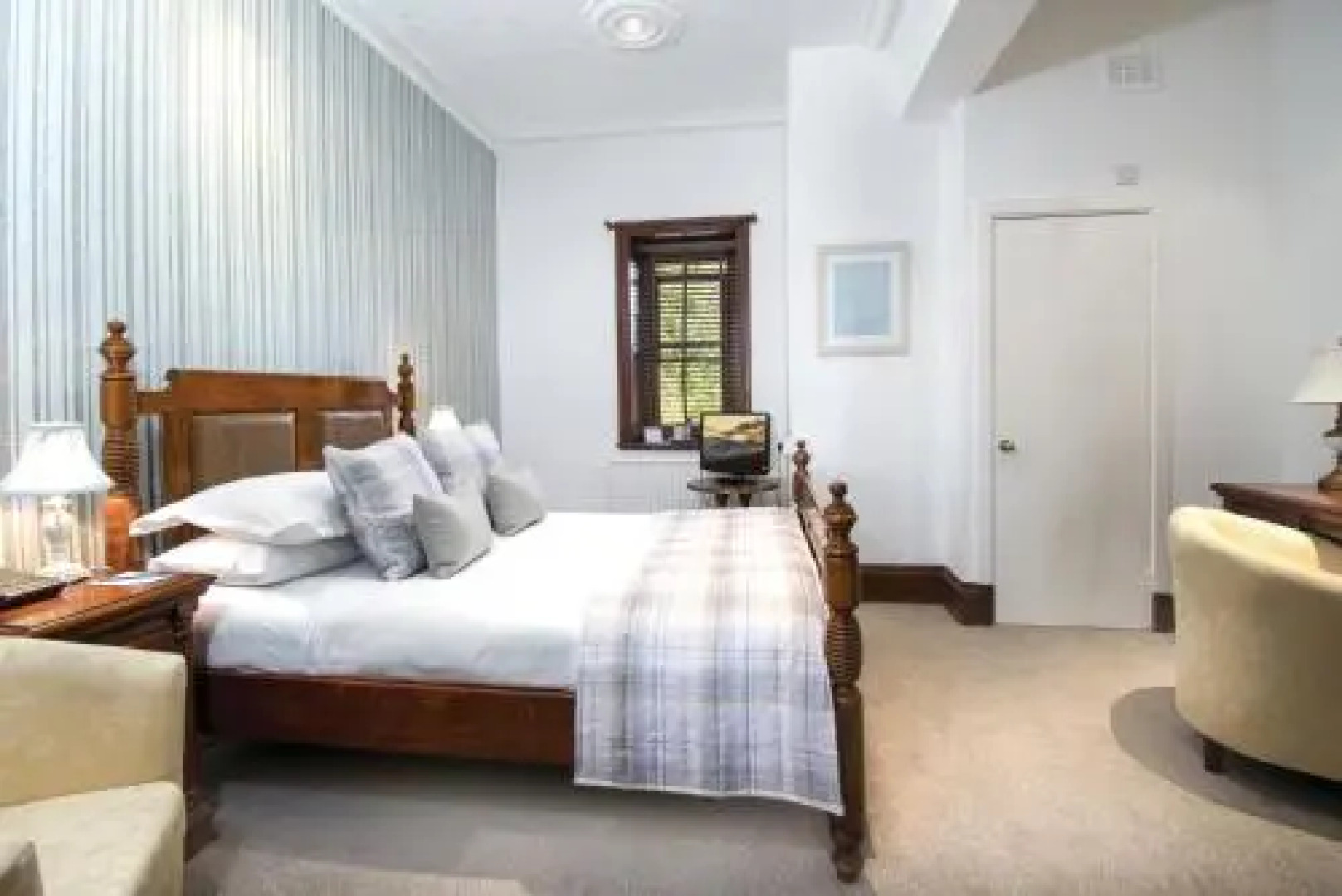 Bron Eifion Country House Hotel