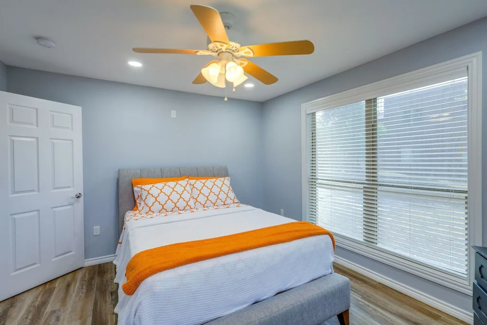 Sunny Hearne Home Near Universities!