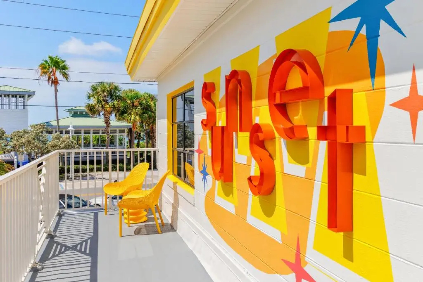 Sunset Inn & Cottages