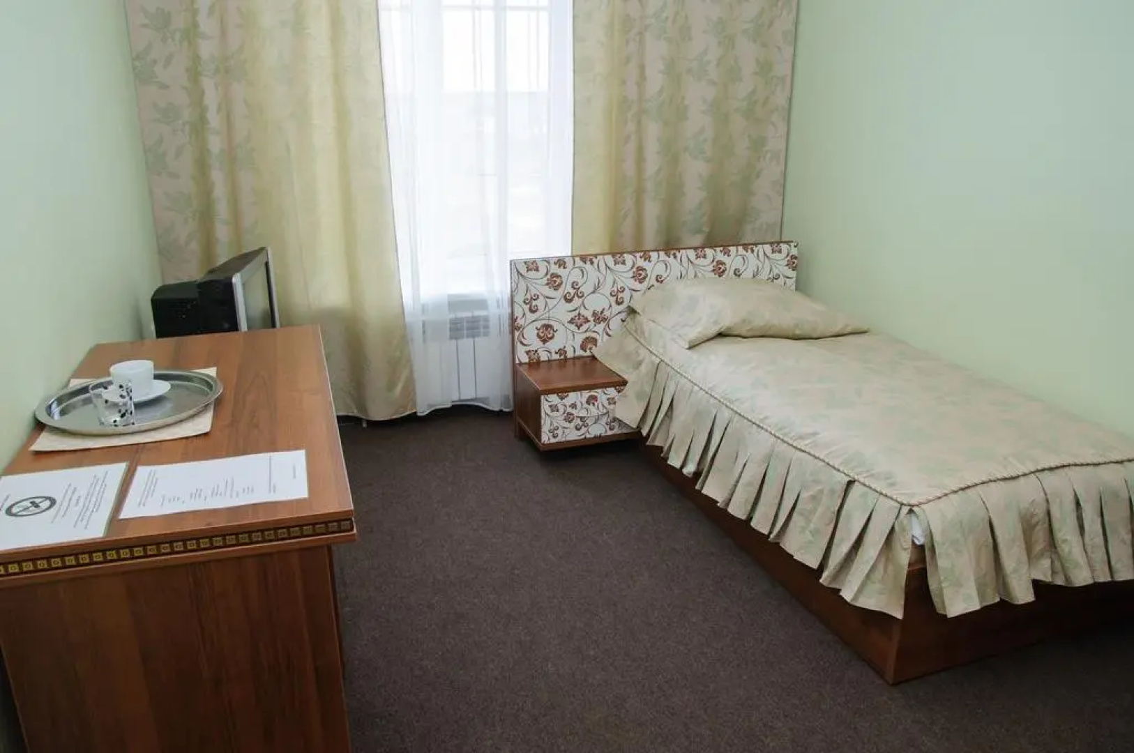 Красные холмы