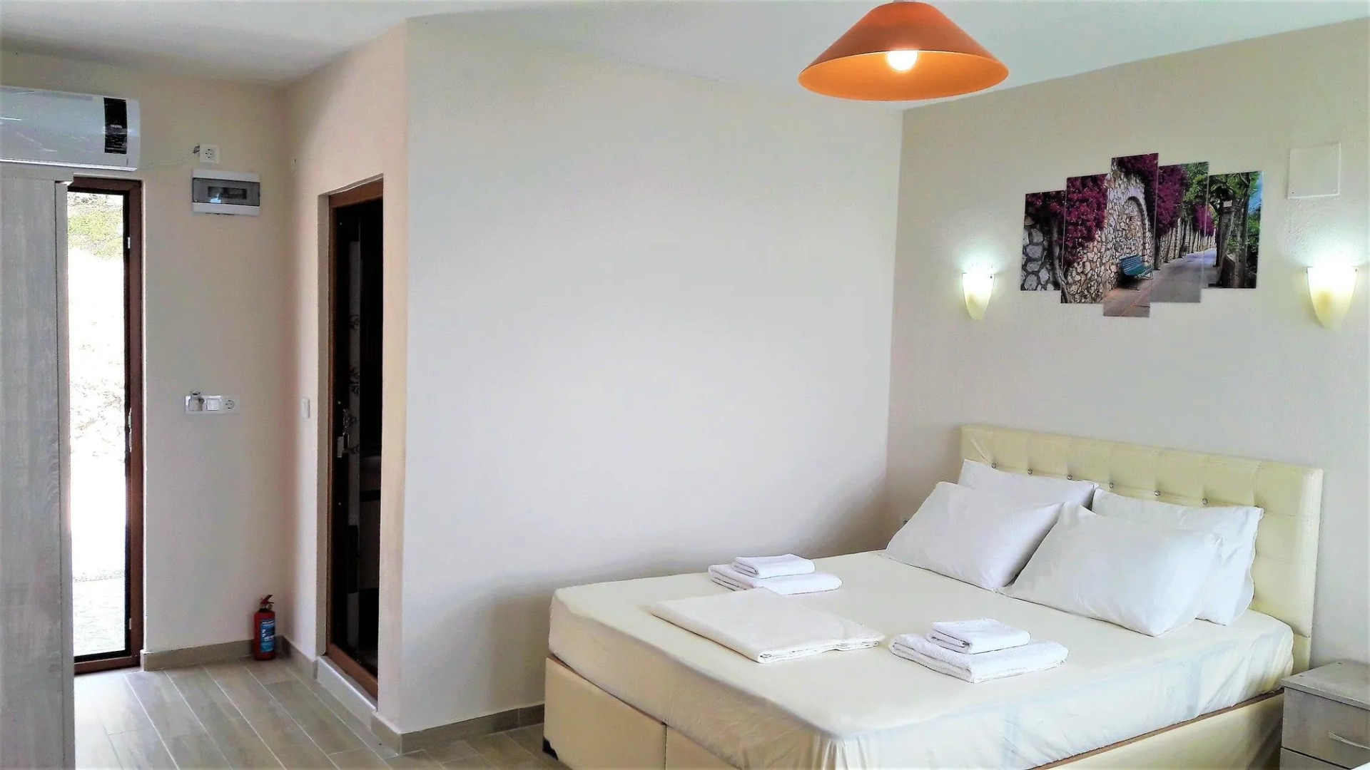 Assos Nazan Motel Restoran Beach