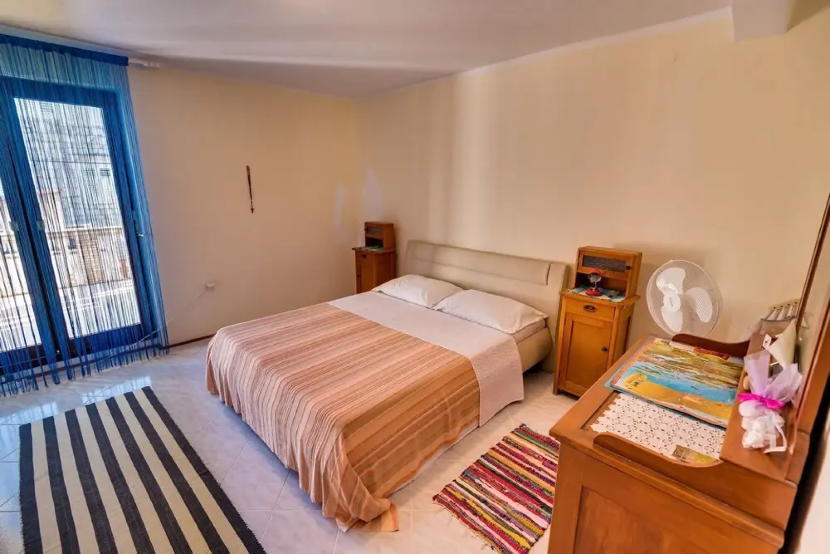 Land - 100m From the sea - A2