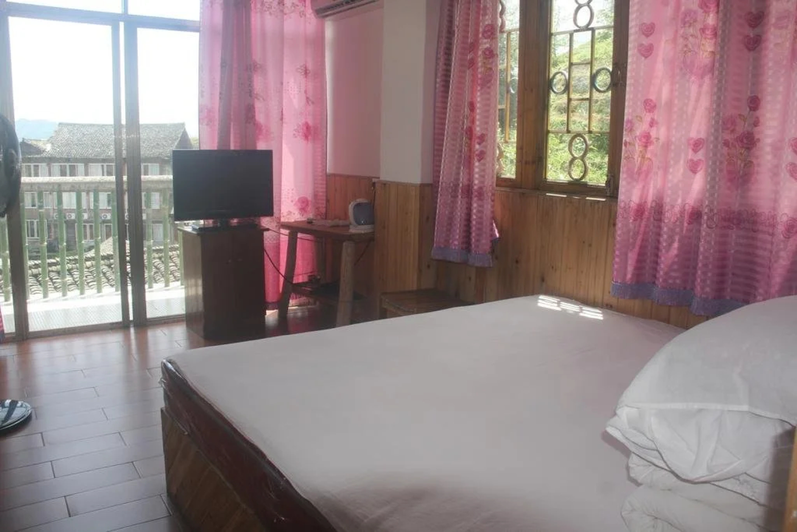 Amengjia Hotel