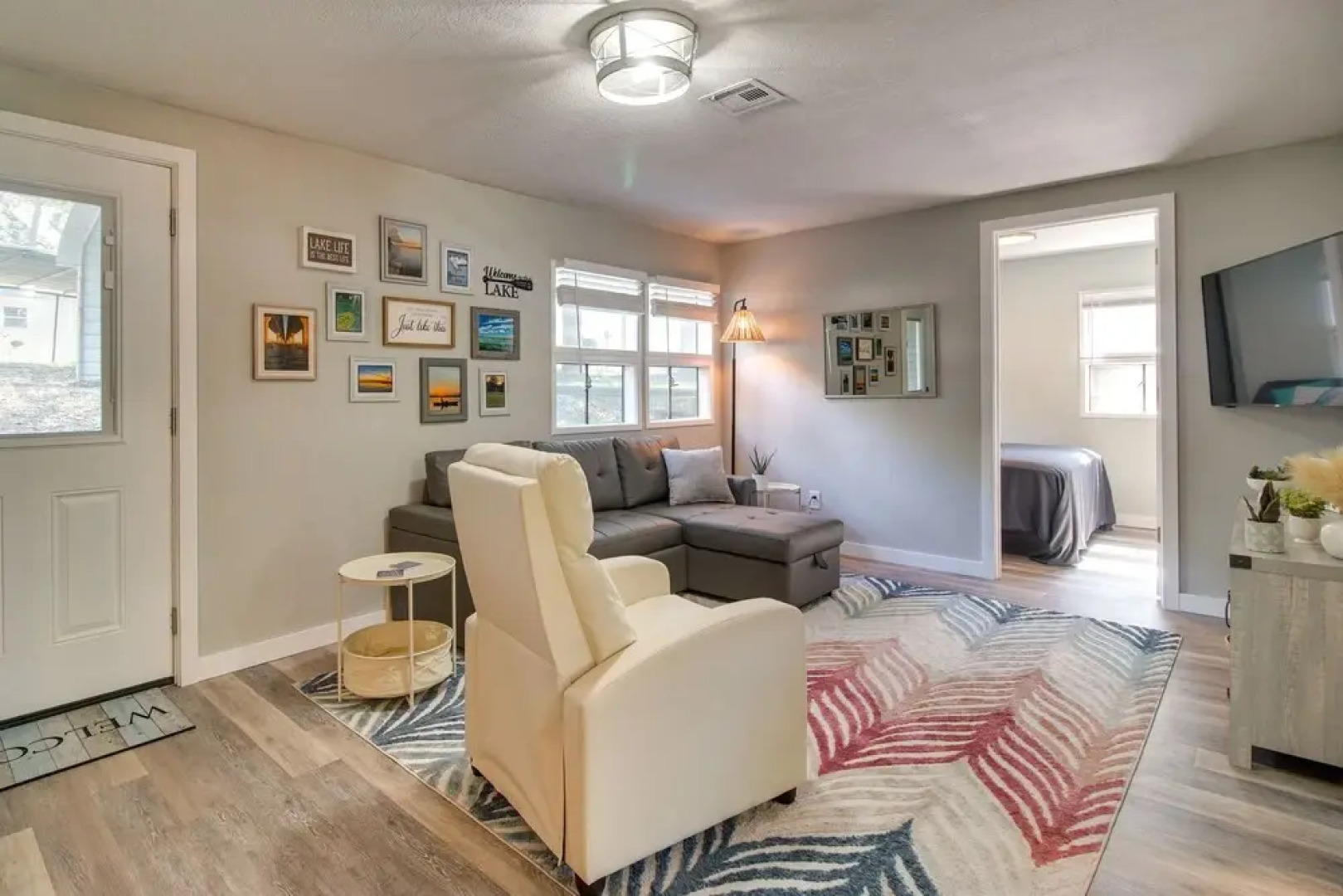 Deck + Dock Access: Lakefront Grove Cabin!