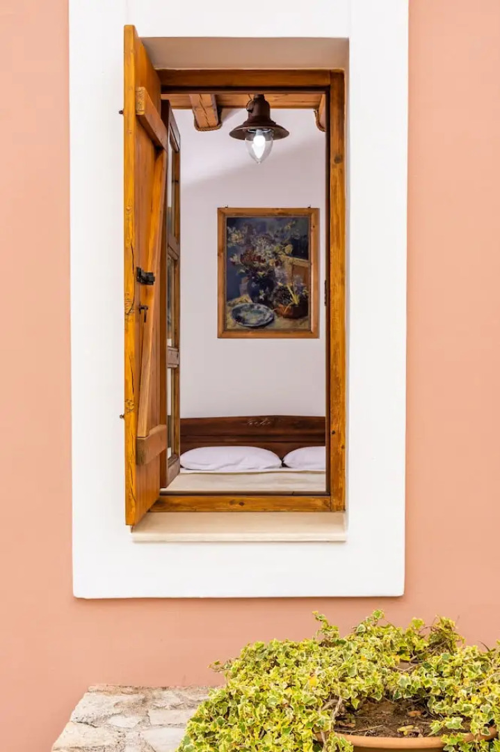 Petronikolis Village