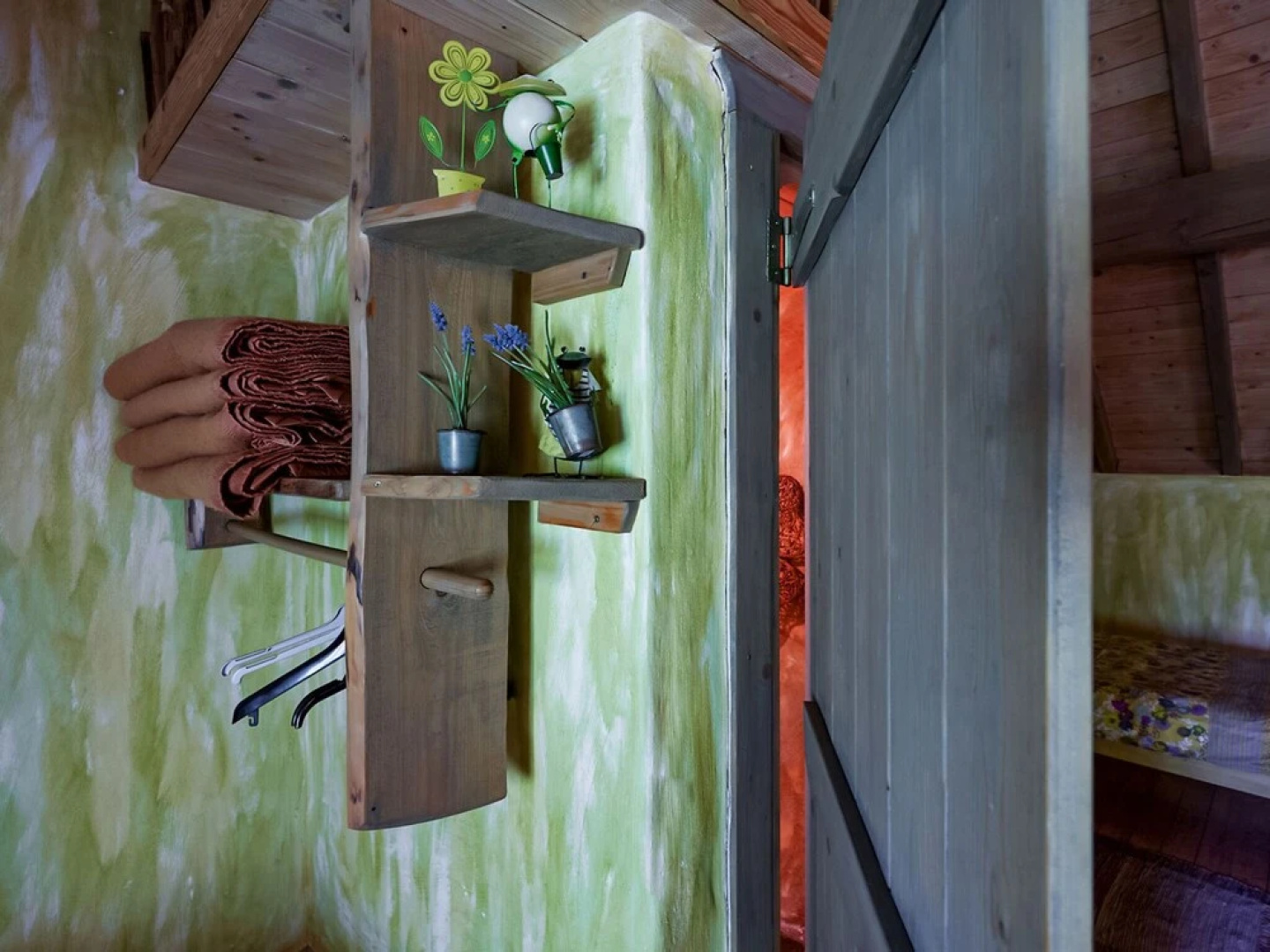 Pleasant Holiday Home in Weywertz near the Lake