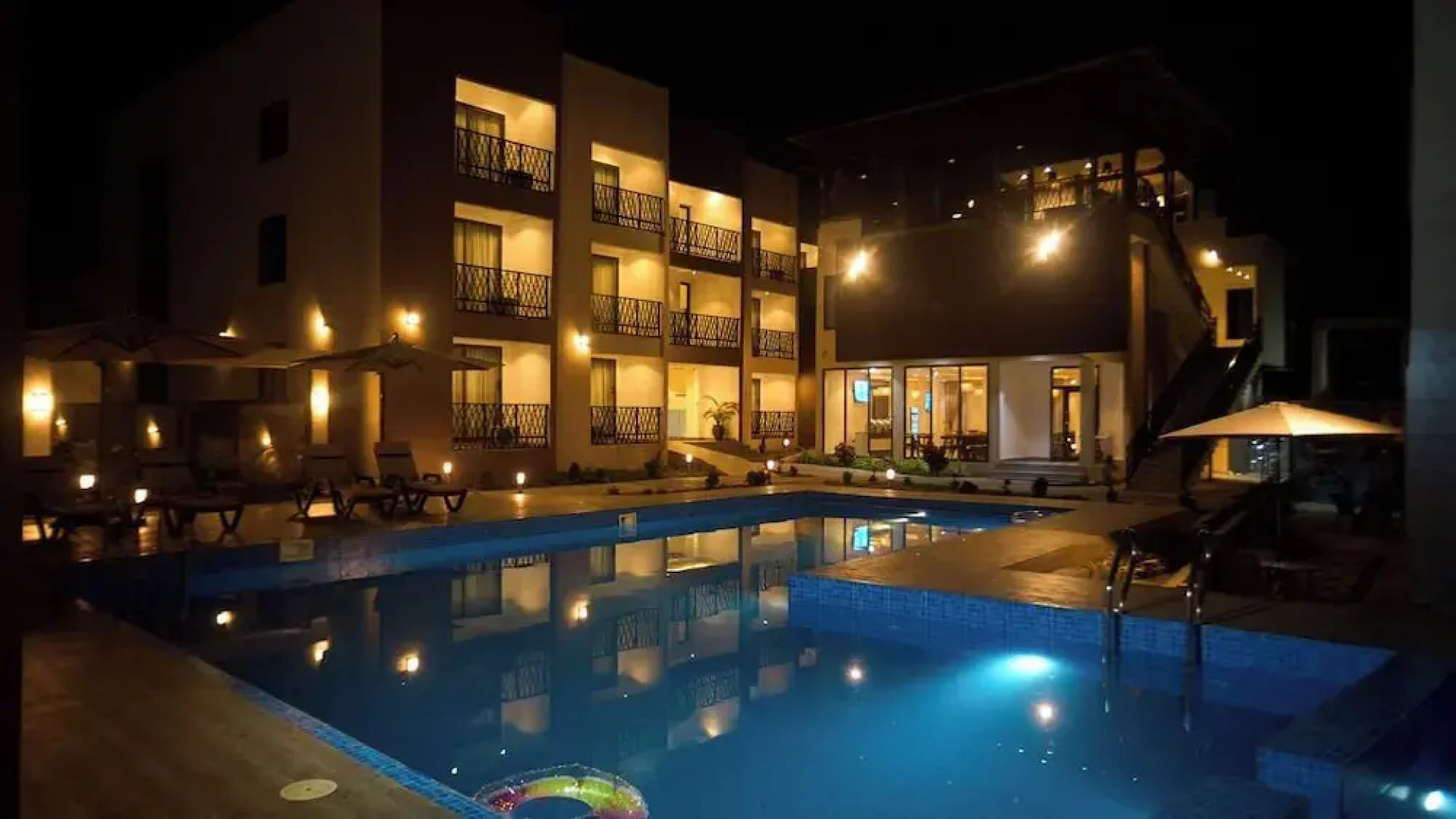 Aiden Homes And Apartments Hotel