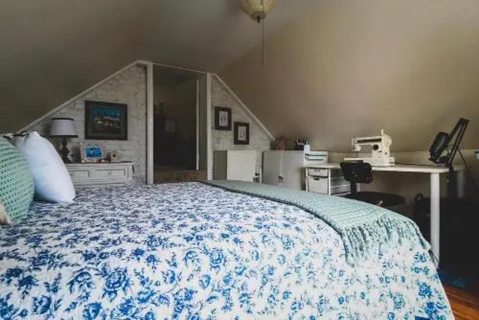 The House at Seven Oaks