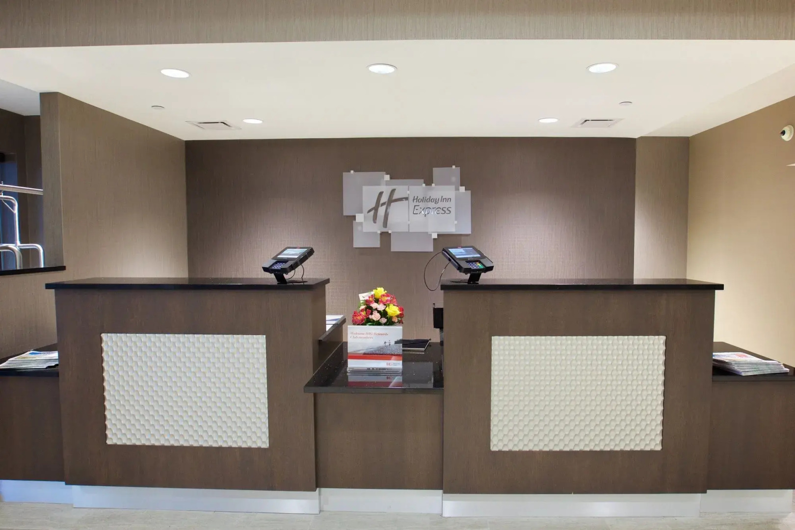 Holiday Inn Express Fargo SW - I-94 Medical Center by IHG