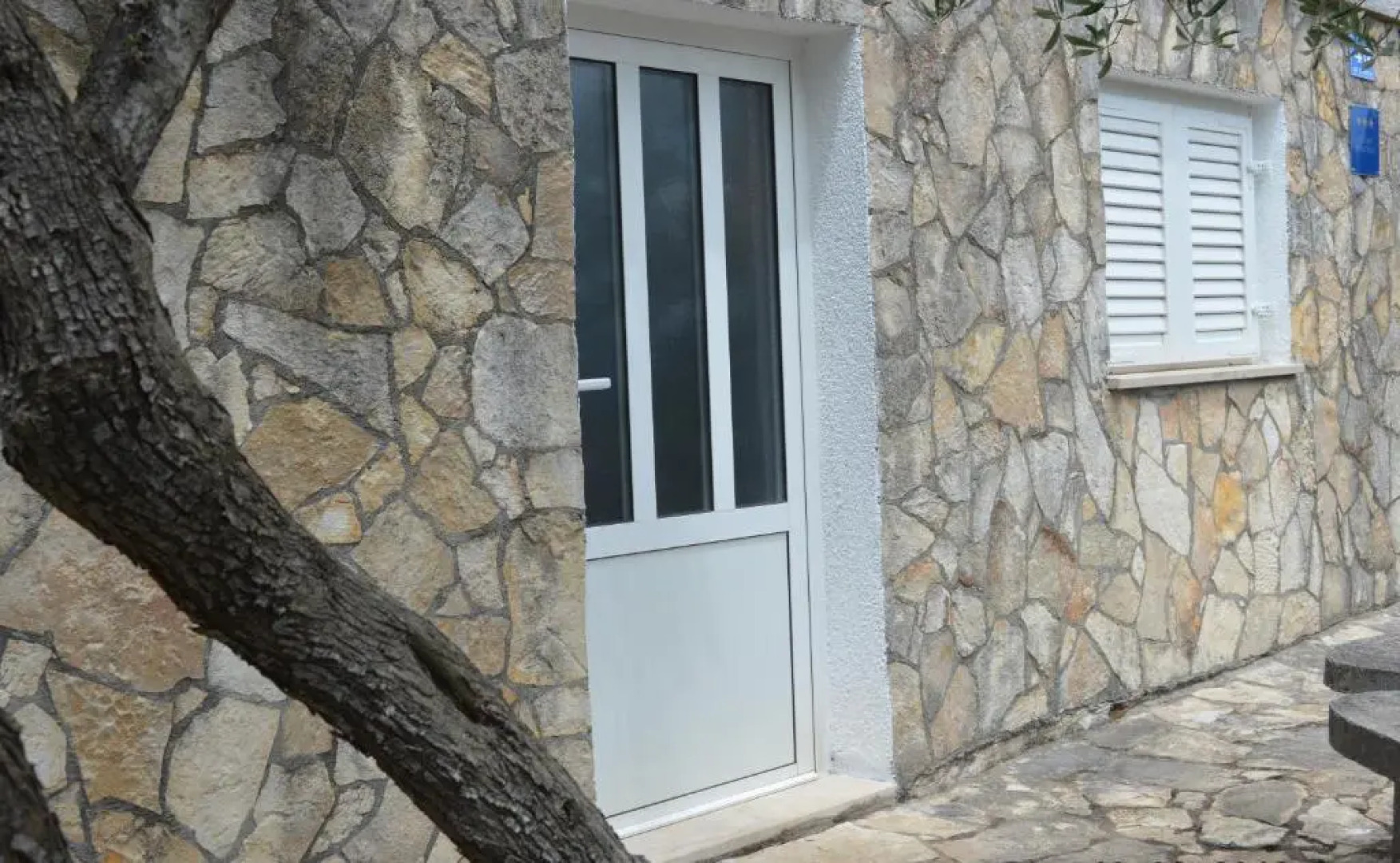 Studio Stomorska with sea view10