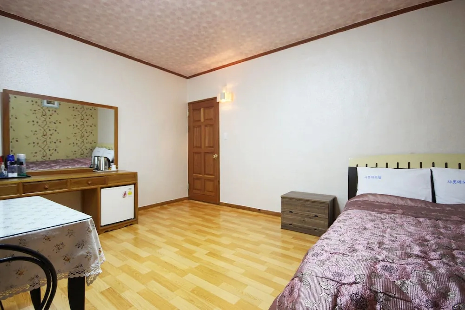 Charlotte Motel Gurye