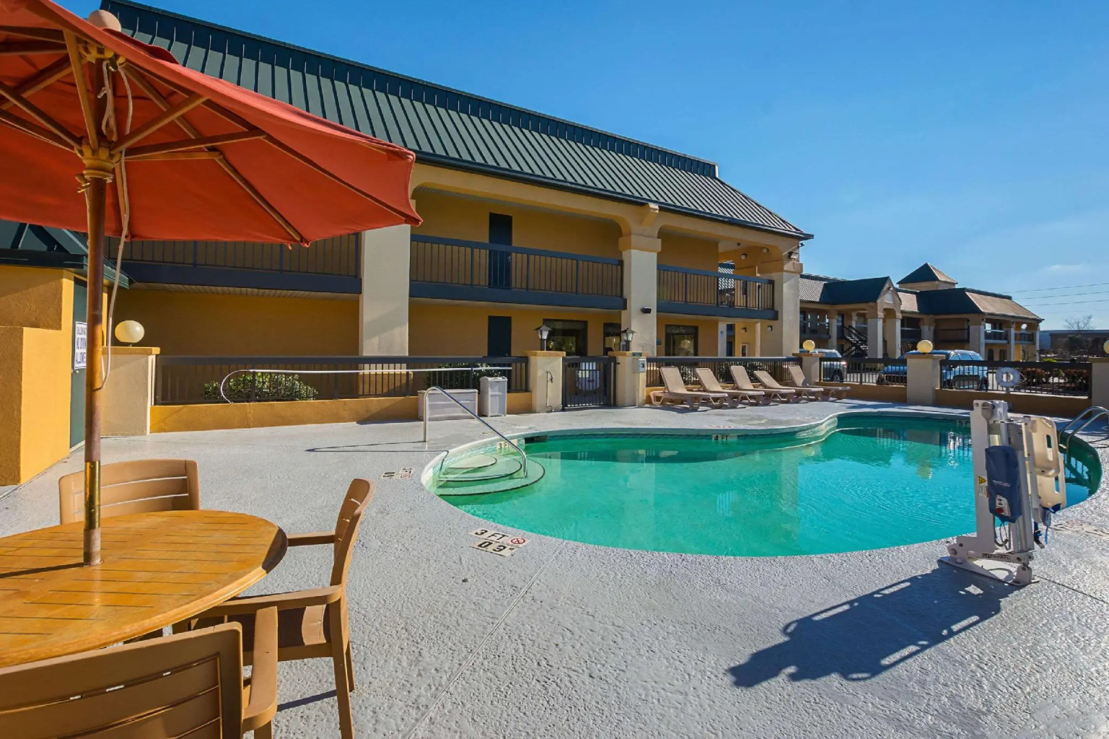 Quality Inn & Suites Florence Civic Center