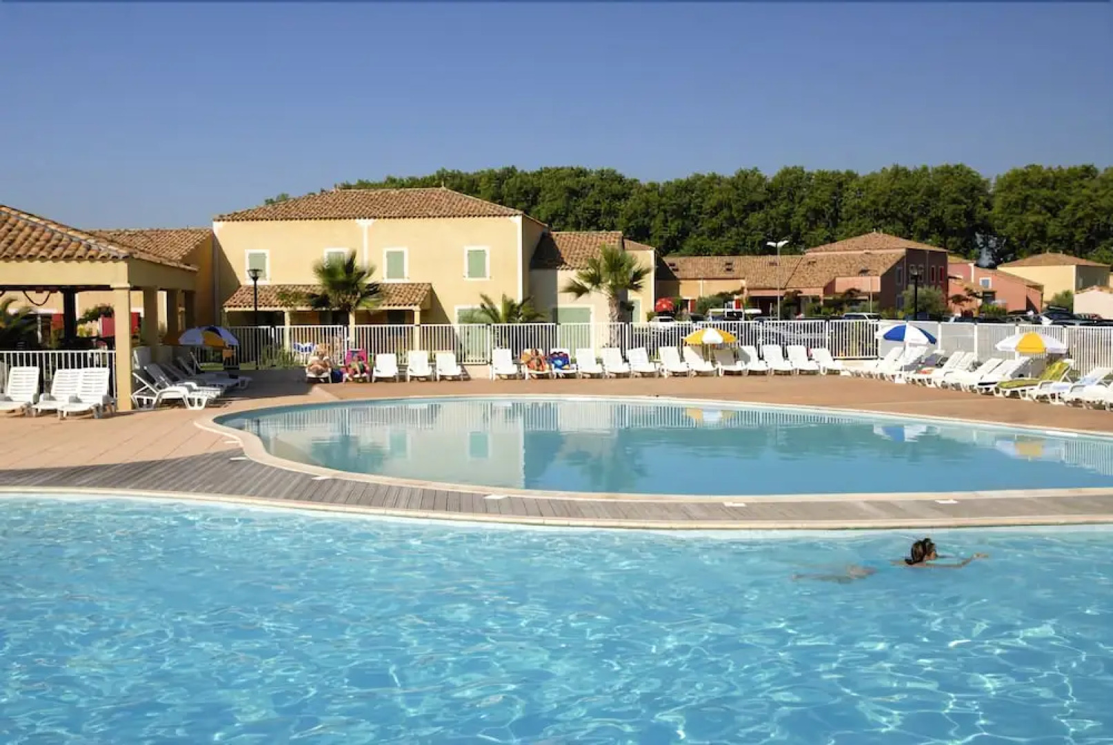 Les Berges du Canal by Ateya Vacances