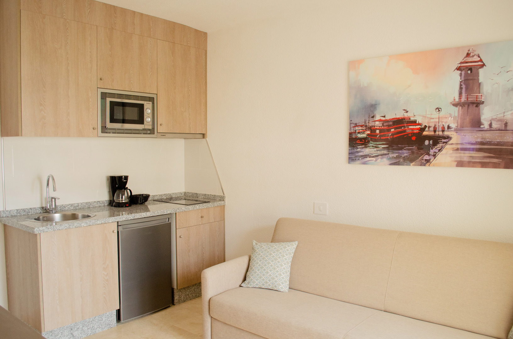 Klayman Olivina Aparthotel