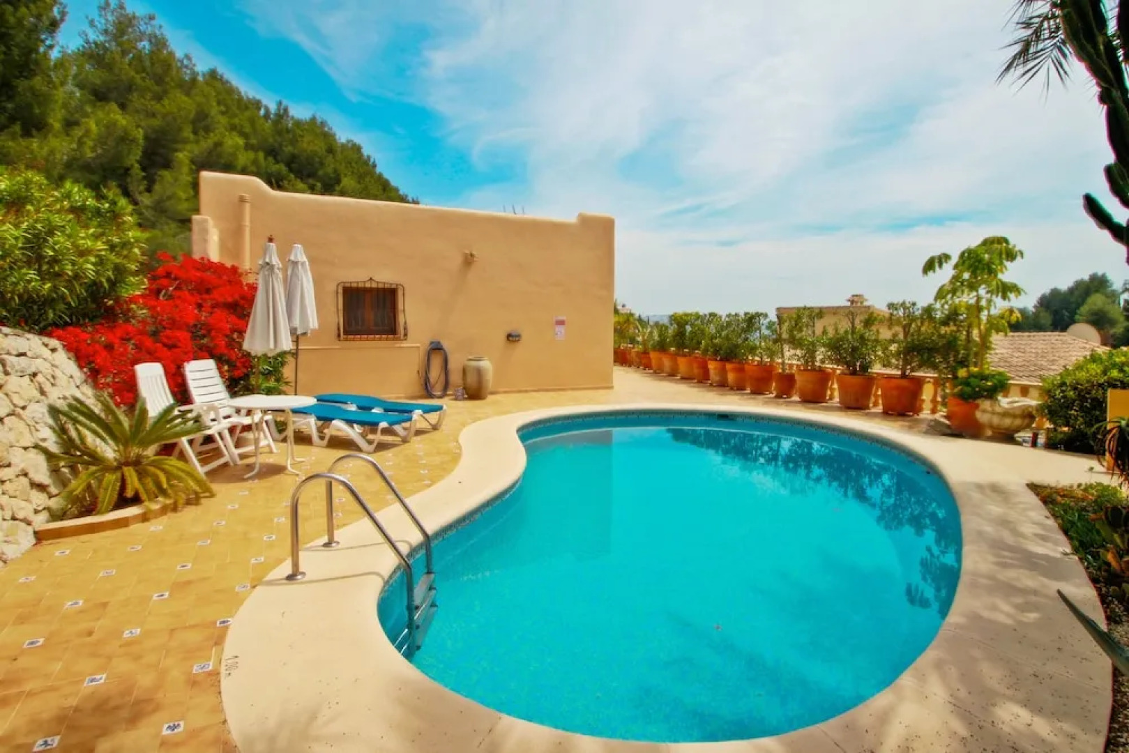 Chrisuli - well furnished villa with panoramic views in Moraira