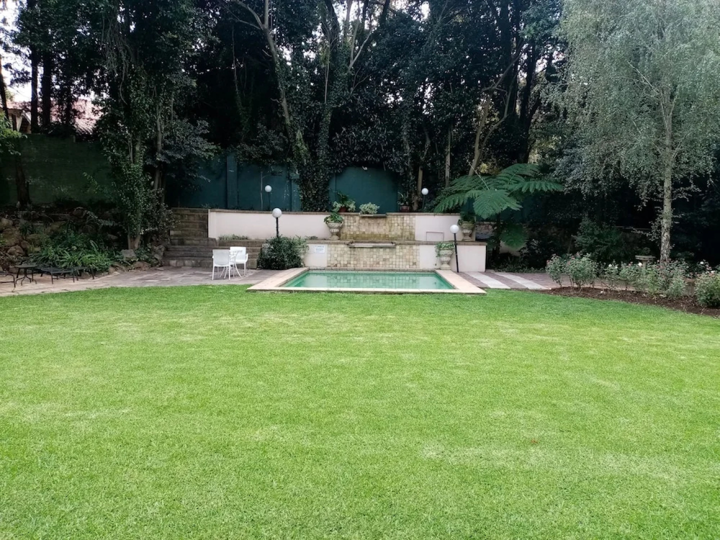 NO66 Sandton Lodge