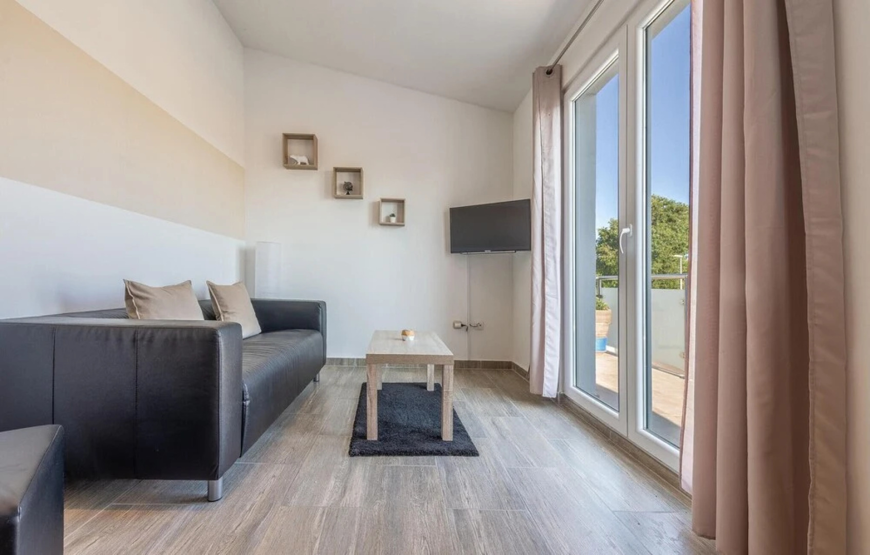 Beautiful Apartment in Vrana With Wifi and 2 Bedrooms