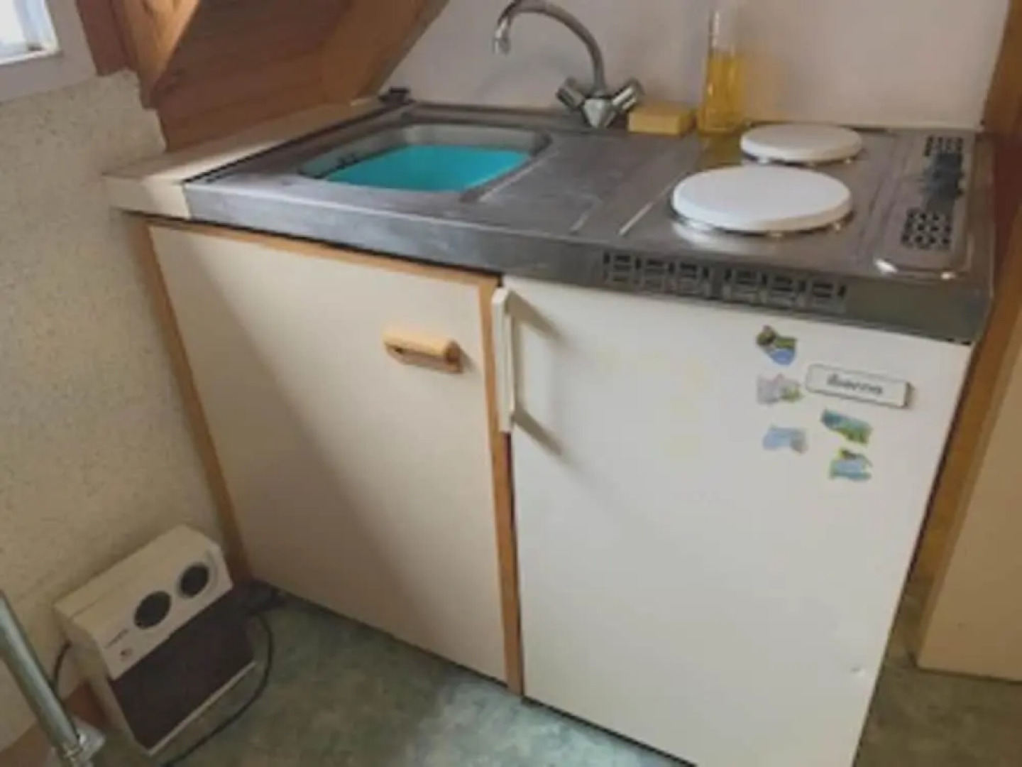 Studio in Plouguerneau, With Wonderful sea View, Enclosed Garden and Wifi