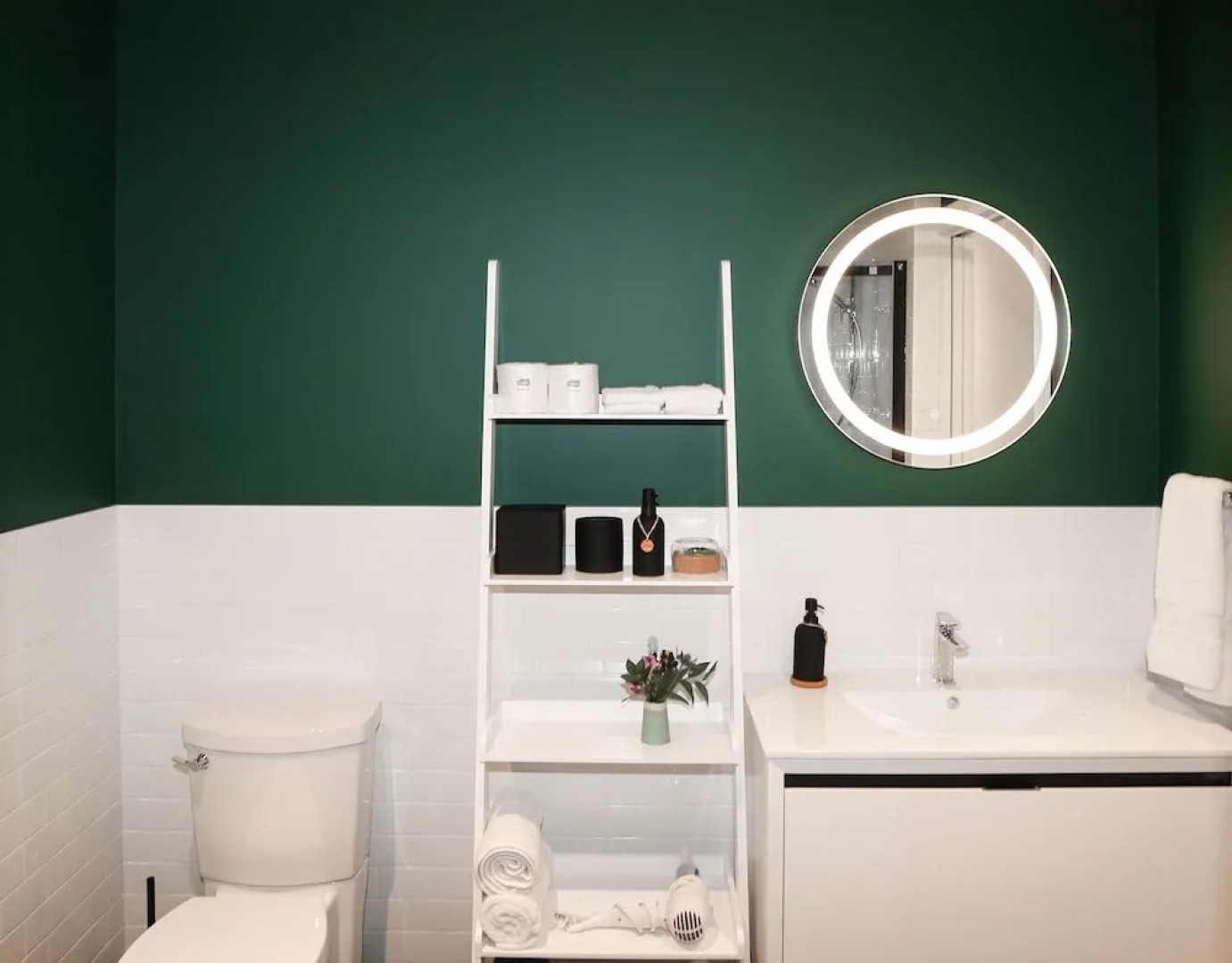 Pluvio Restaurant and Rooms