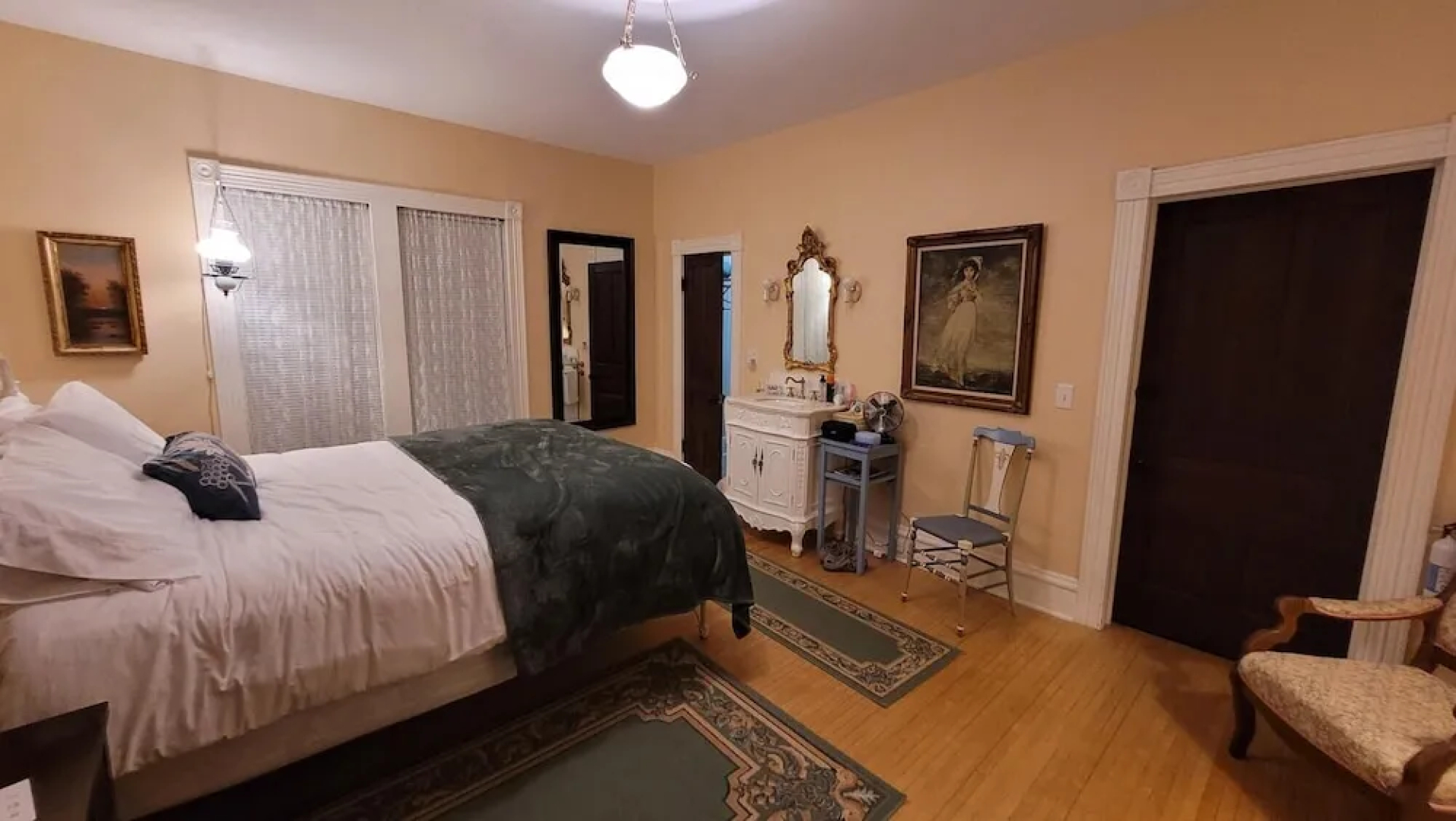 Oaklawn Inn LLC