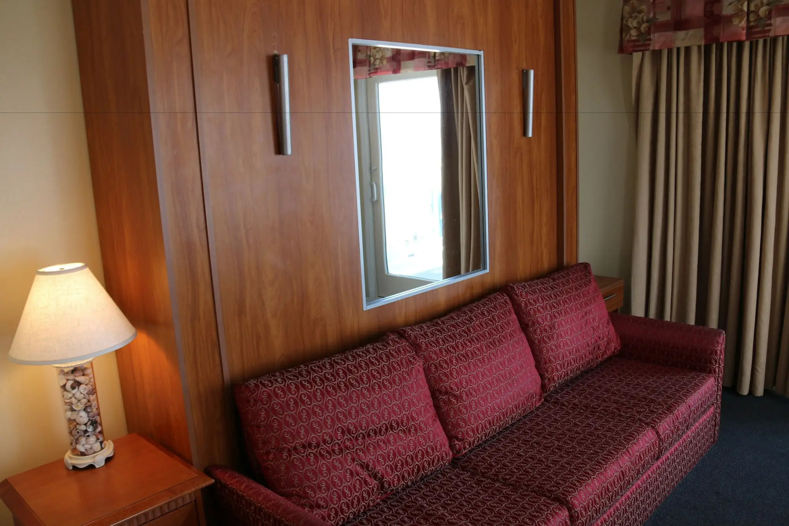 The White Sands Oceanfront Resort & Spa