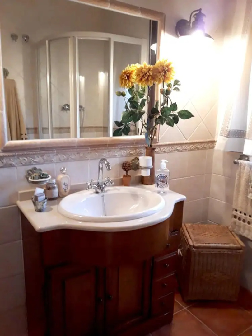 House With 3 Bedrooms in Candeleda, With Wonderful Mountain View and Enclosed Garden